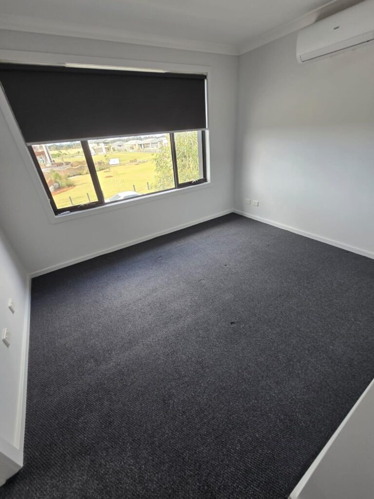 Upholstery fabric cleaning for furniture